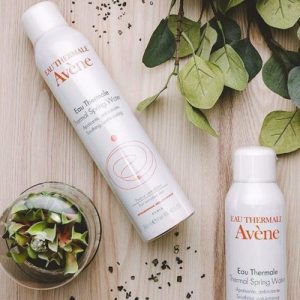 Nước xịt khoáng Avene có tốt không?