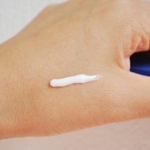 Kem dưỡng mắt Meishoku Whitening Eye Cream 30g - Ảnh 3