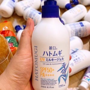 Sữa dưỡng thể ý dĩ Hatomugi có mấy loại?