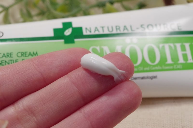 REVIEW kem hỗ trợ giảm thâm mụn Smoothe nội địa Nhật có tốt không? Có mấy loại? - Ảnh 2