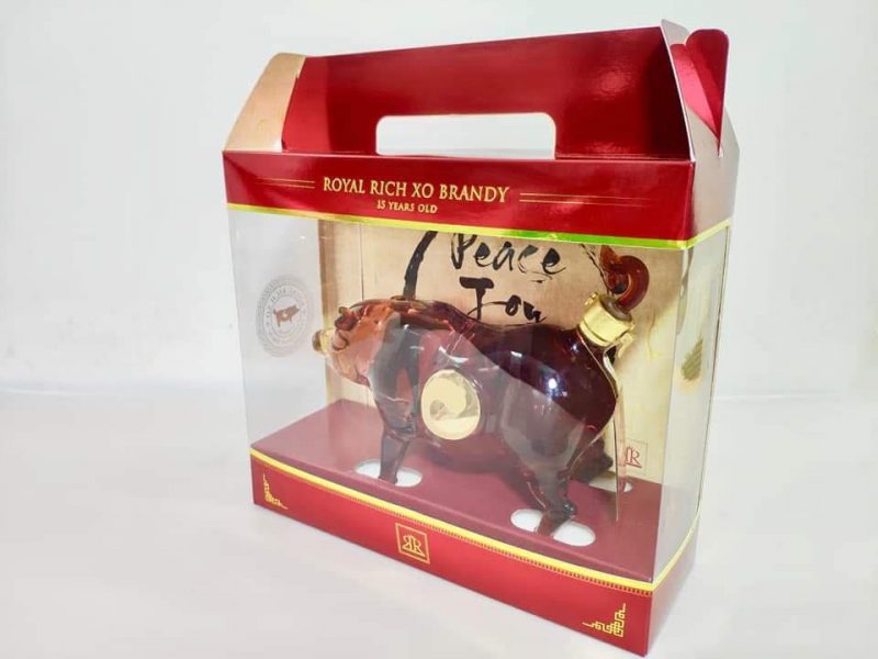 Rượu con heo pháp royal rich xo brandy - Ảnh 2