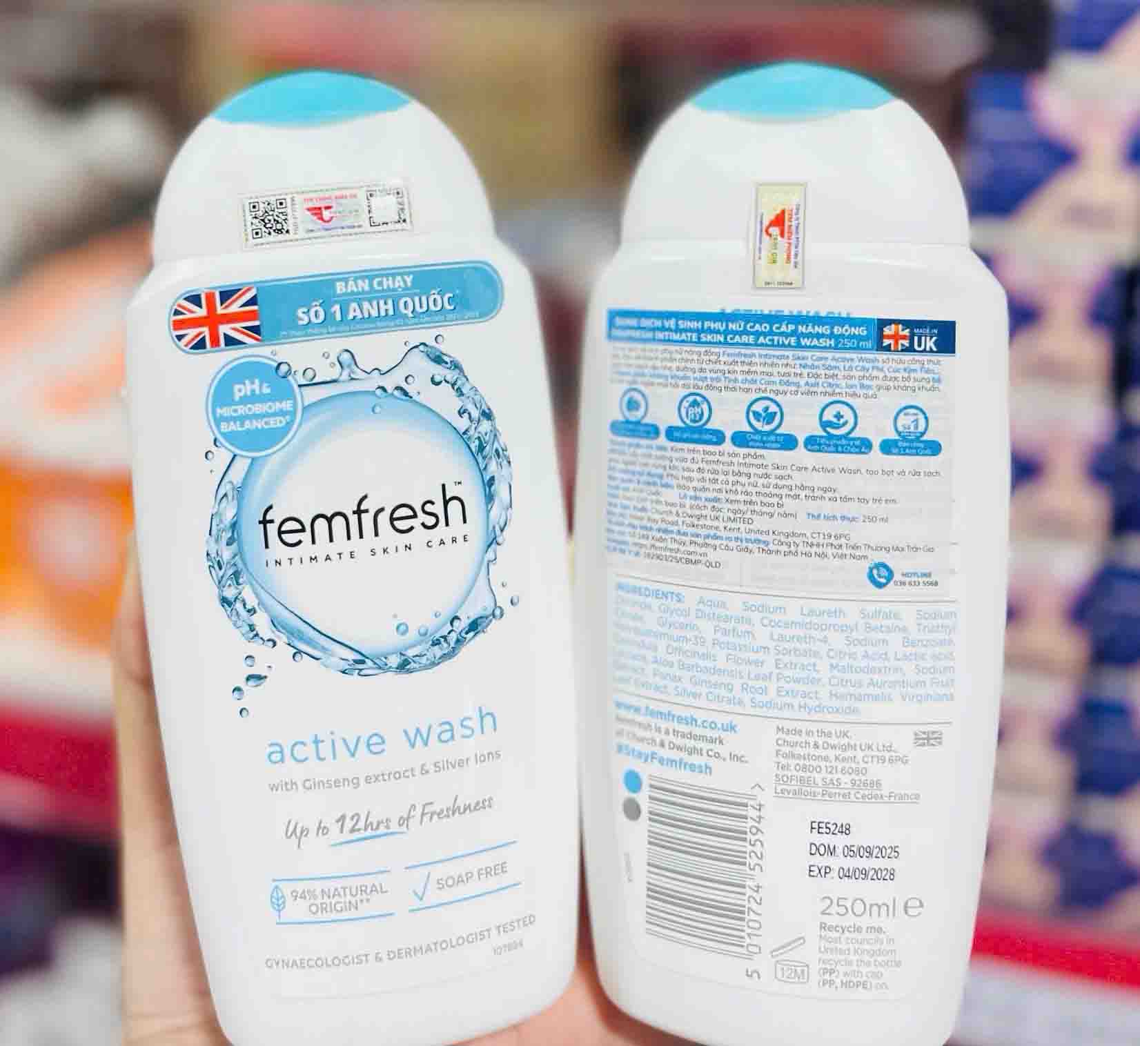 Dung dịch vệ sinh Femfresh xanh