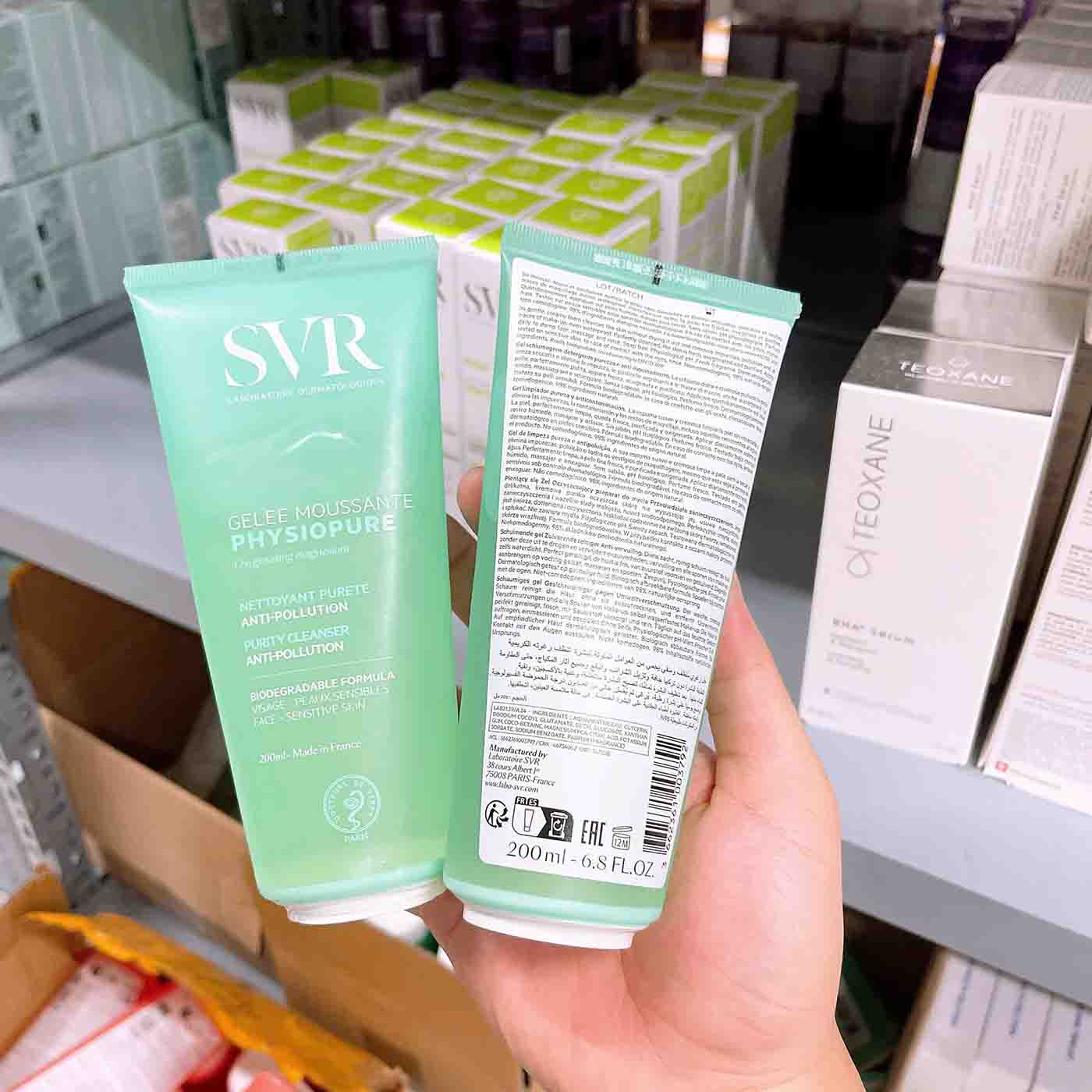 Sữa rửa mặt SVR xanh
