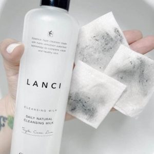 Công dụng của Lanci Cleansing Milk