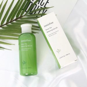 Nước hoa hồng Innisfree Green Tea có tốt không?