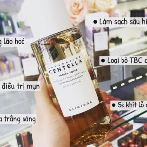 Công dụng nước hoa hồng rau má Hàn Quốc