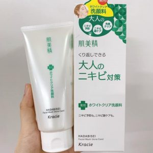 Sữa rửa mặt trị mụn Kracie Hadabisei có tốt không?