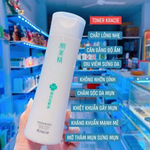 Nước hoa hồng Kracie Hadabisei có tốt không?