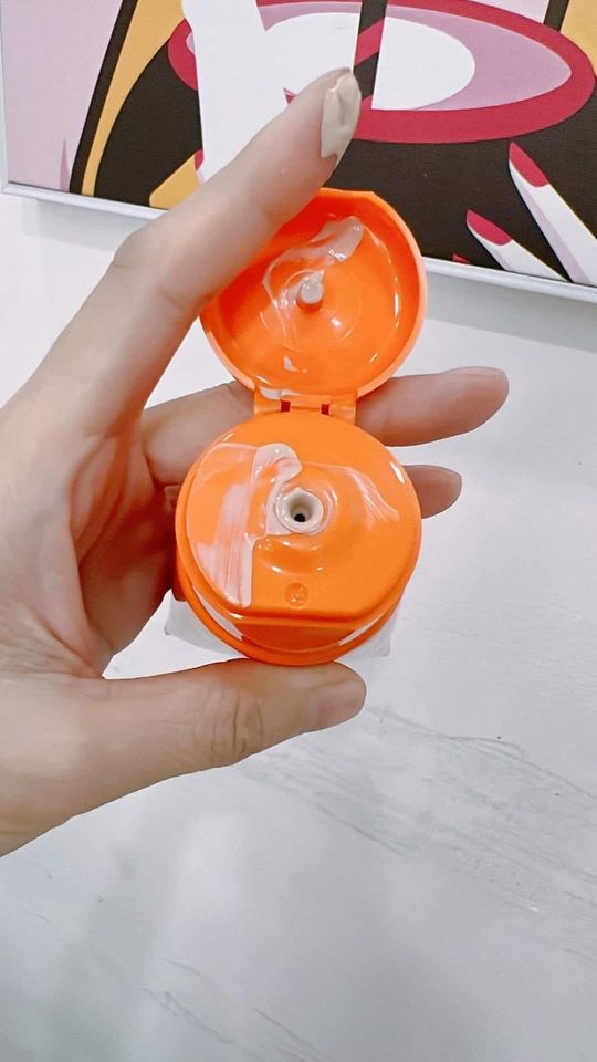 Công dụng Floslek kem chống nắng