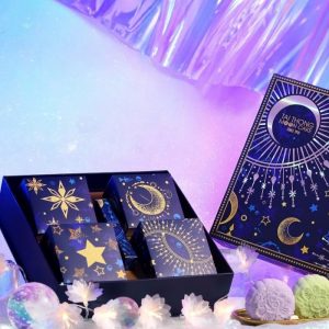Set Nguyệt Tinh Tú: là những vì sao rực rỡ, tỏa sáng như vũ điệu trong đêm trăng rằm bí ẩn