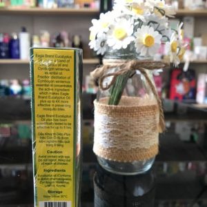 Dầu khuynh diệp con ó Singapore giá bao nhiêu? Mua ở đâu?