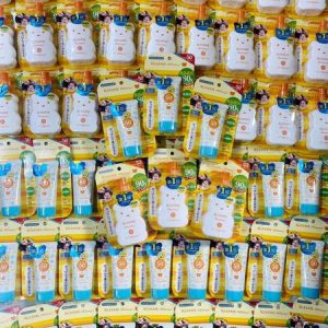 Kem chống nắng Kiss Me Mommy UV Aqua Milk Waterproof Sunscreen có tốt không?