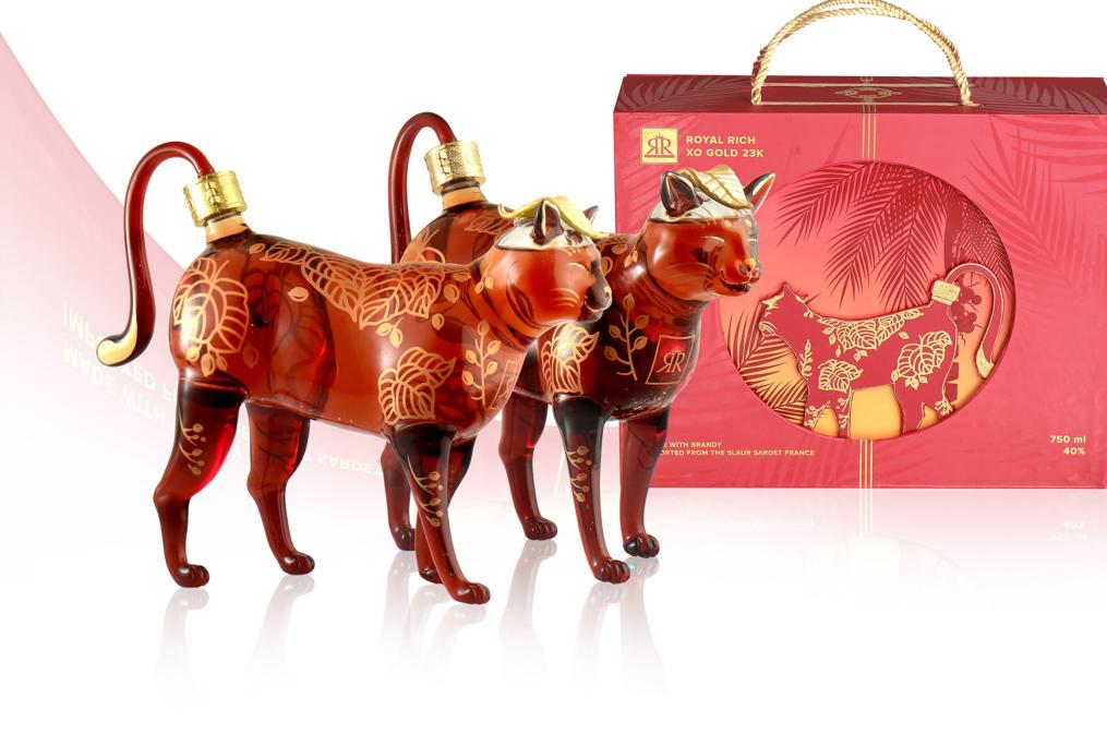 Rượu con mèo ROYAL RICH XO Gold 23K