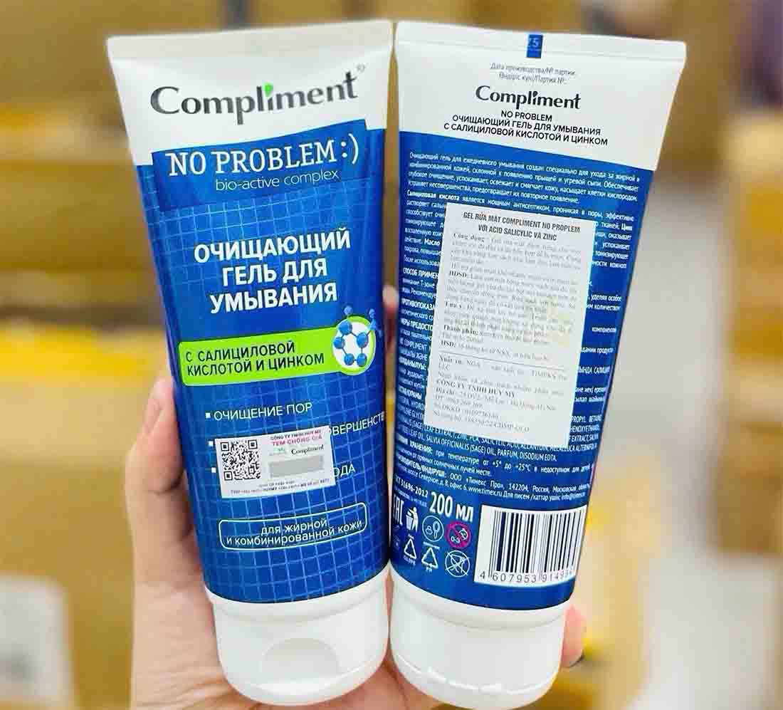 Sữa rửa mặt Compliment No Problem BHA và Zinc (vạch xanh lá)