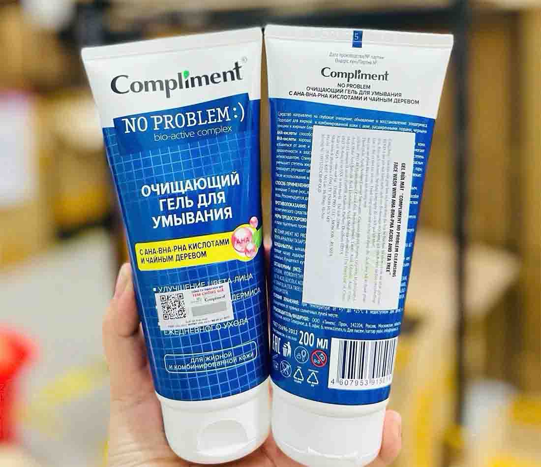 Sửa rửa mặt no problem AHA – BHA – PHA & Tea Tree vạch vàng