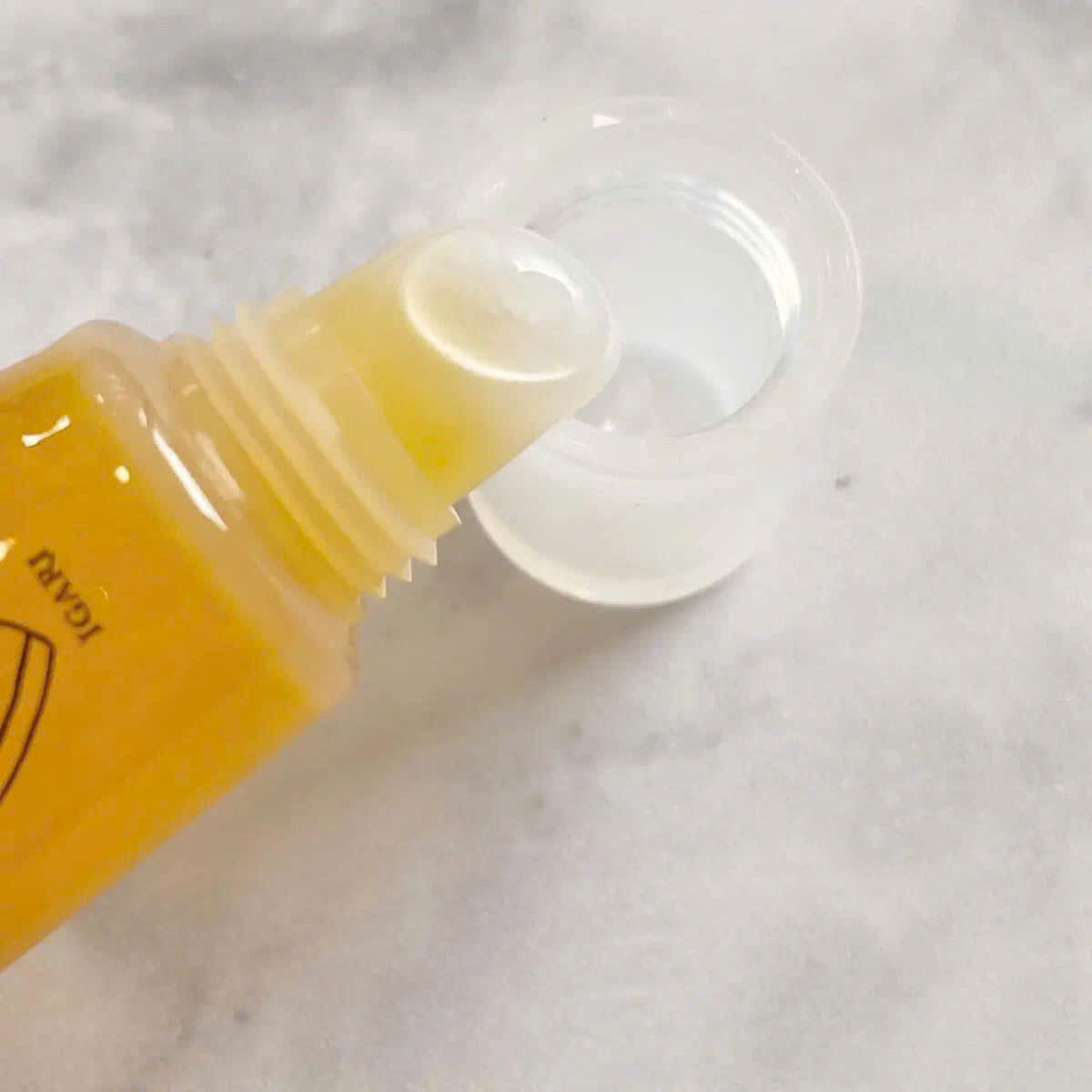 Whomee Igari Lip Scrub