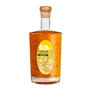 rượu mơ choya vảy vàng