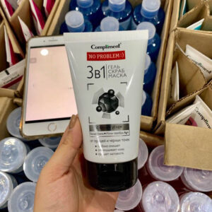 Sữa rửa mặt Compliment 3in1 Cleansing + Mask + Scrub