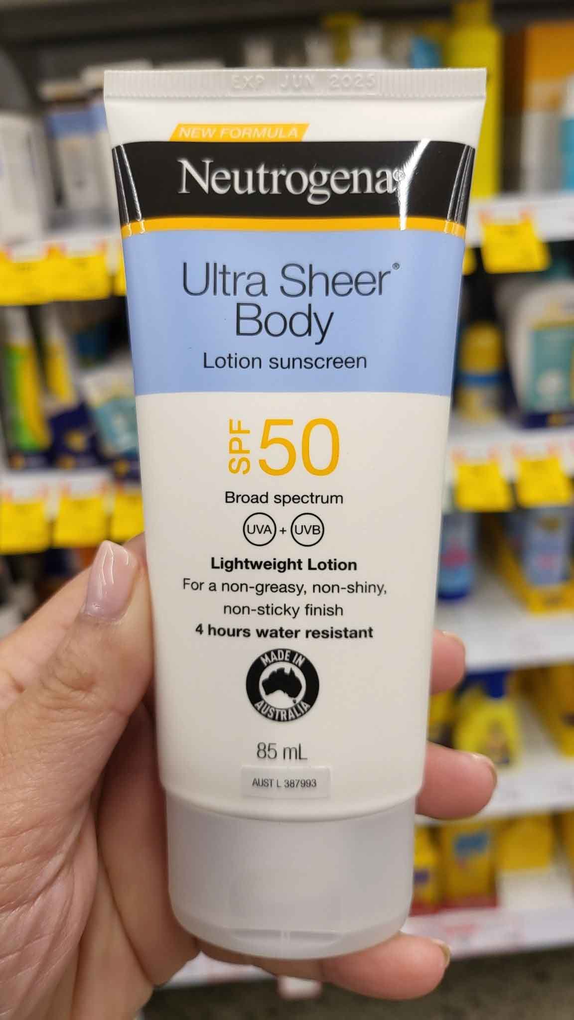 kem chống nắng ultra sheer 50