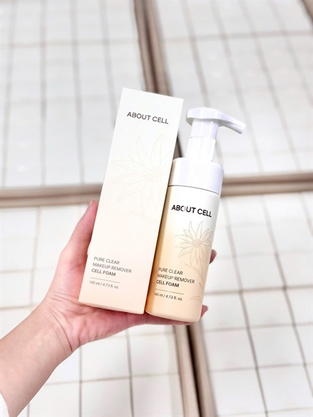 Bọt tẩy trang About Cell Pure Clear Makeup Remover Cell Foam