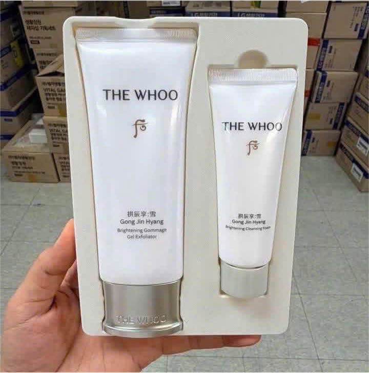 Tẩy da chết Whoo Gongjinhyang Seol Brightening Peeling Gel mẫu mới