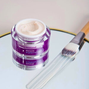 kem juliette armand brightening cream