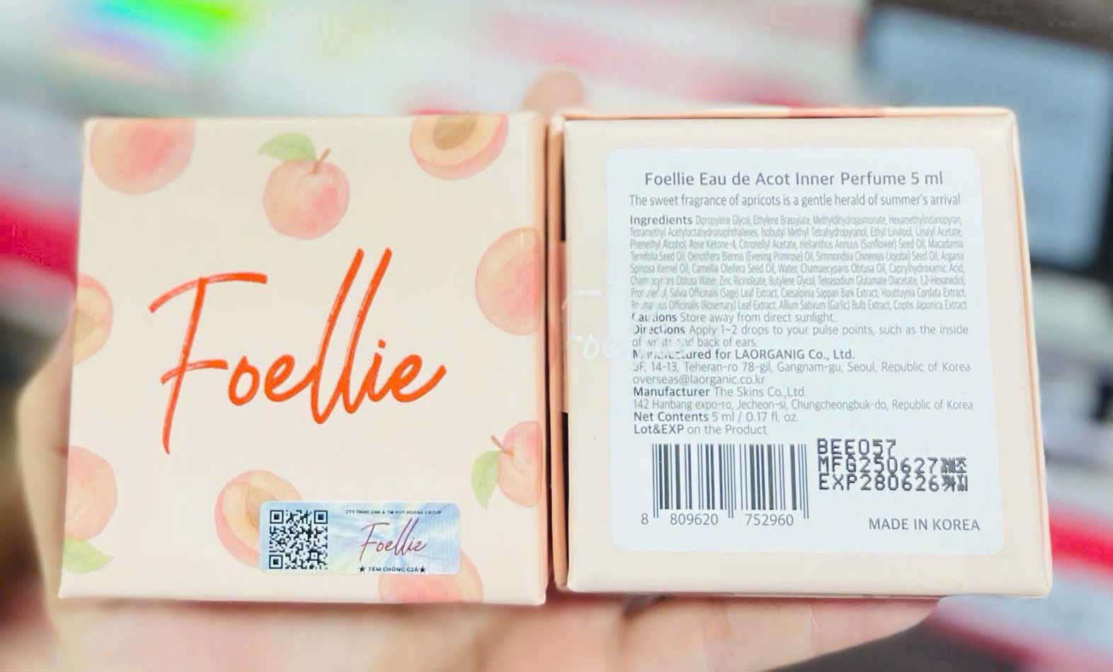 Nước hoa vùng kín Foellie Acot