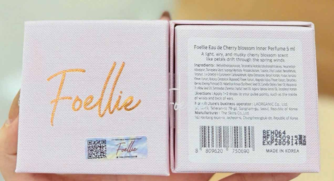 Nước hoa vùng kín Foellie Cherry
