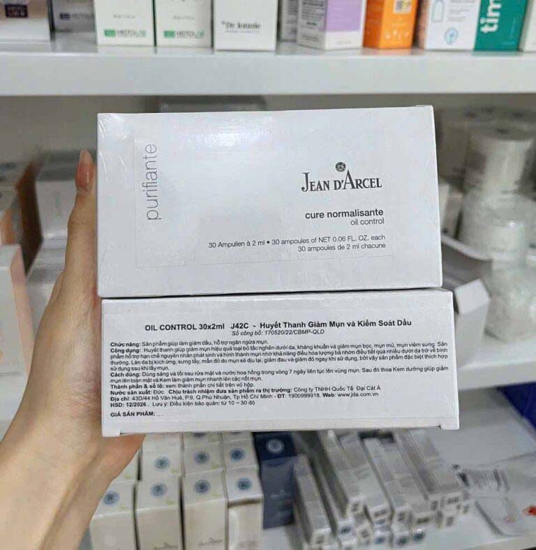 Tinh chất giảm mụn Jean D’Arcel Purifiante Oil Control Concentrate 30 ống x 2ml