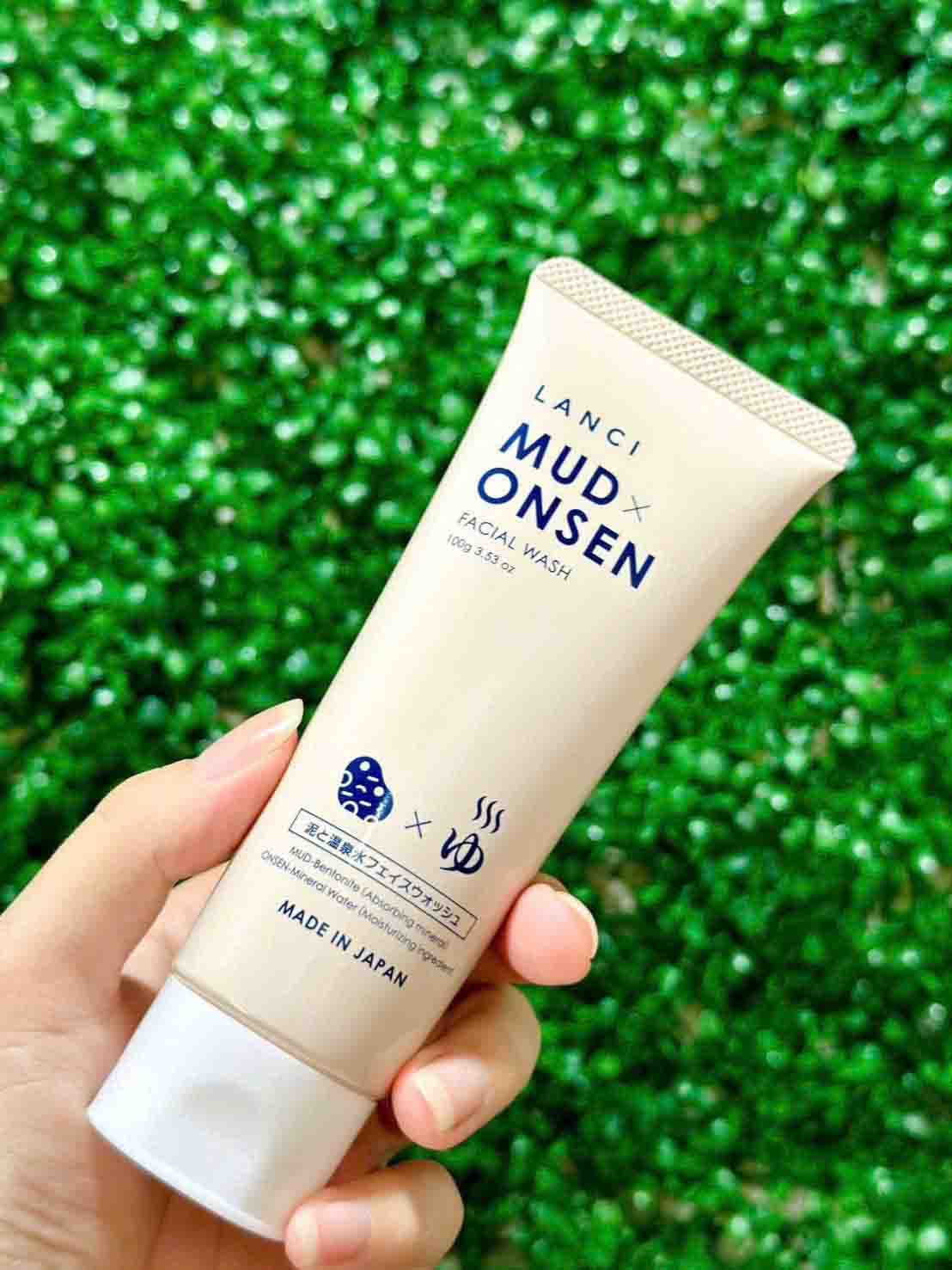 Sữa rửa mặt bùn khoáng Lanci
