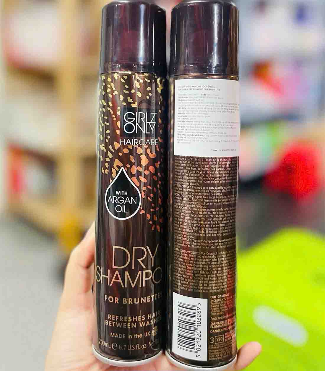 Dầu gội khô Girlz Only For Brunettes – màu nâu
