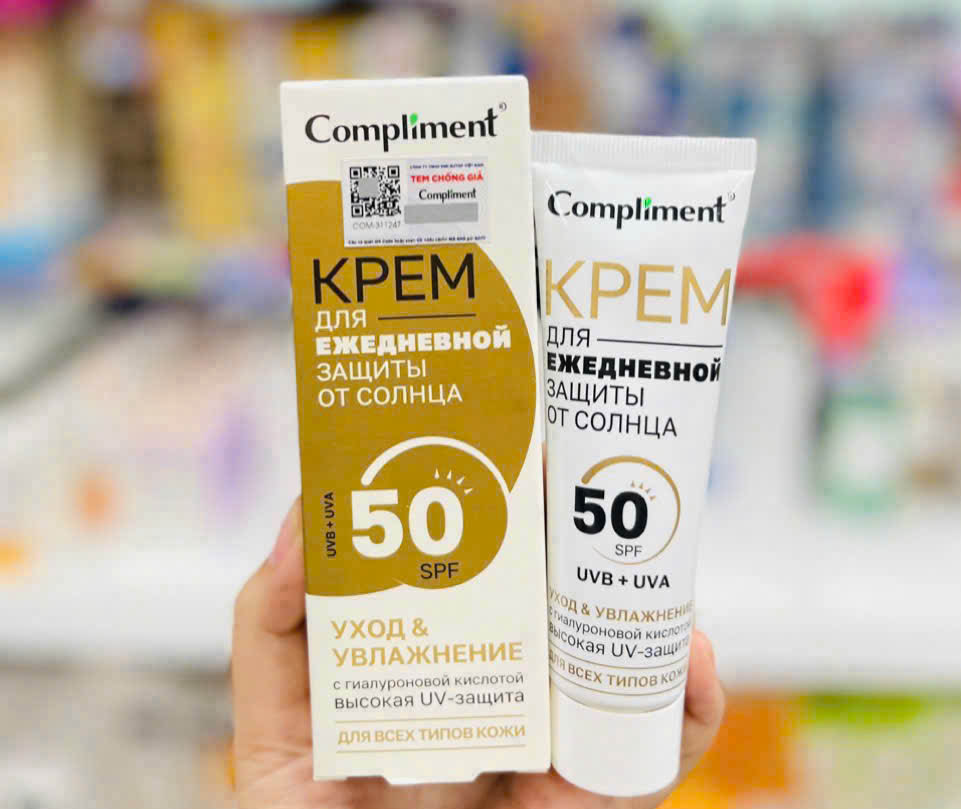 Kem chống nắng Compliment Hyaluronic Acid