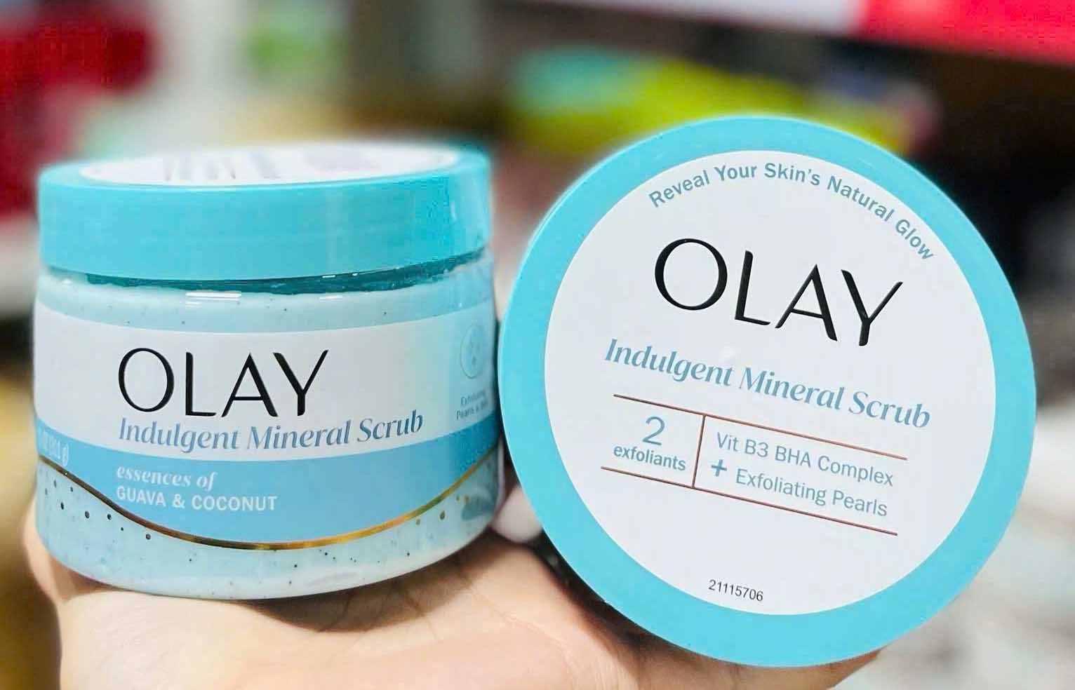 Tẩy tế bào chết Body Olay Indulgent Mineral Scrub 311g - Ảnh 2